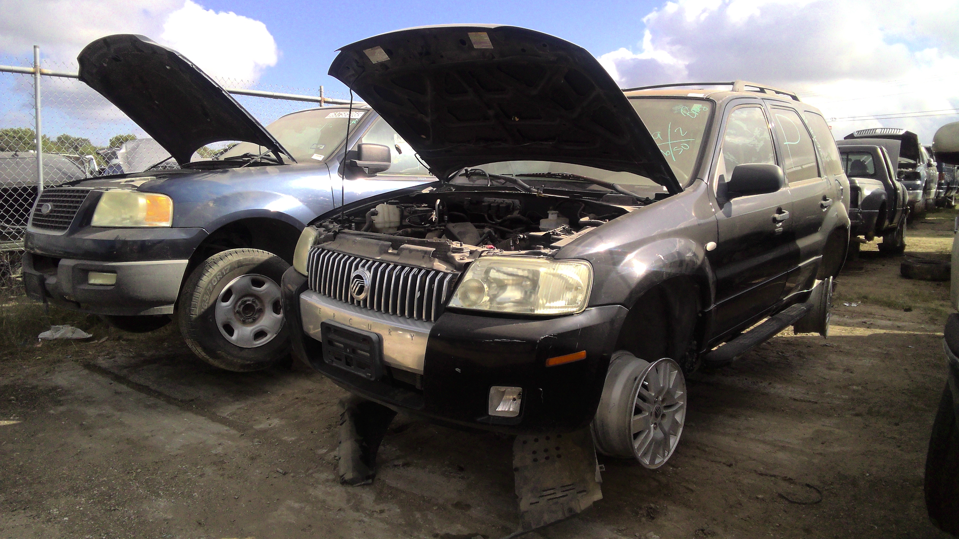 2005 Mercury Mariner
